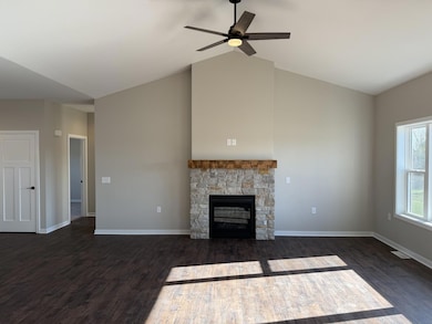 202 Edgewater Ct, Theresa, WI 53091 - photo 6