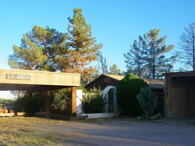 Entrance, carport & open hangar 2