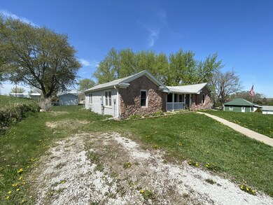 Driveway on SOuth side