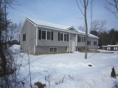 806 Portland St, Rochester, NH 03867 - photo 4