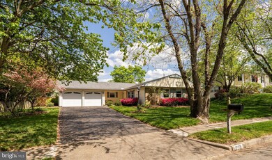 13021 Maple View Ln, Fairfax, VA 22033 - photo 2