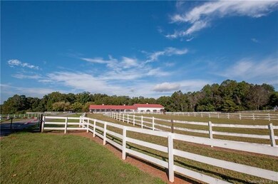 146 Stable Ln, Statesville, NC 28625 - photo 4