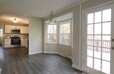 14027 Hackamore Dr, Matthews, NC 28105 - photo 5