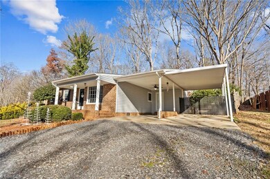 1026 Montley View Dr, Asheboro, NC 27205 - photo 4