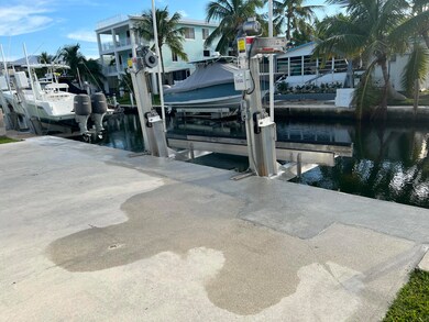 Dock
