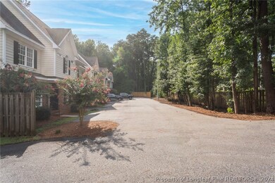 320 Glenburney Dr unit 106, Fayetteville, NC 28303 - photo 4