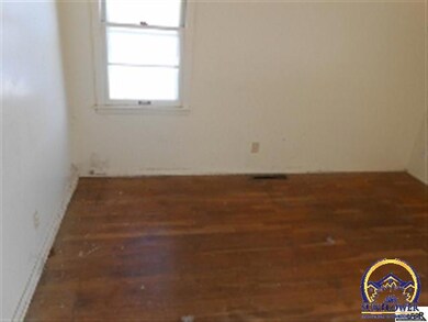 1188 SW Seabrook Ave, Topeka, KS 66604 - photo 5