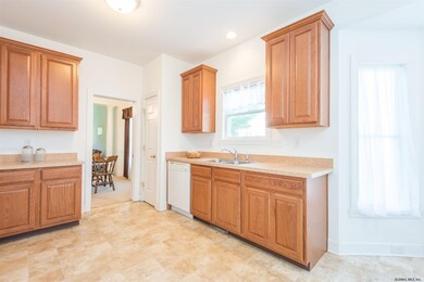 47 Rockrose Dr, East Greenbush, NY 12061 - photo 7