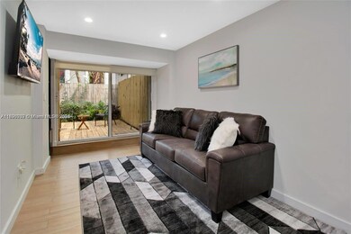 833 W 39th St unit 5, Miami Beach, FL 33140 - photo 5