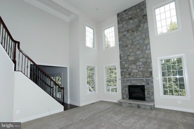 8606 Kittama Dr, Clinton, MD 20735 - photo 6