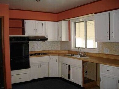 23778 W Meadow Dr, Genoa, OH 43430 - photo 6