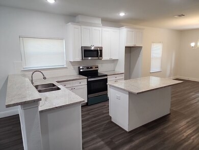 1029 Calvin Ave unit B, Houston, TX 77088 - photo 2