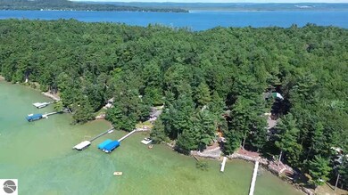 8739 Skegemog Point Rd, Williamsburg, MI 49690 - photo 5