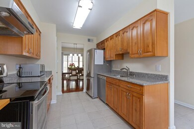 9816 Locust St, Glenn Dale, MD 20769 - photo 3