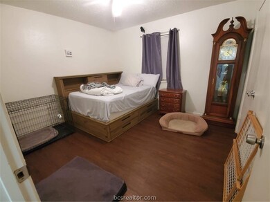 215 Harvard Ct, College Station, TX 77840 - photo 5