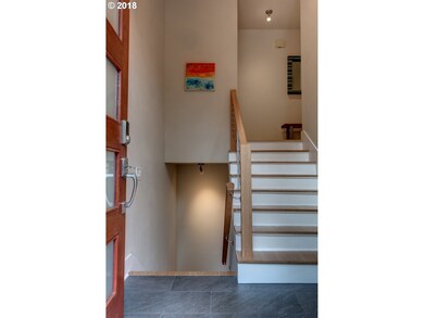Entrance/Foyer