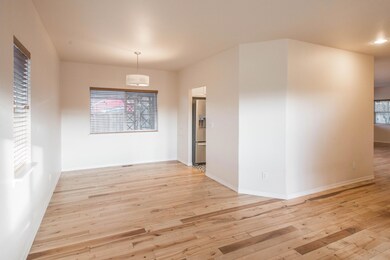 2021Redmond2228SW37th-1