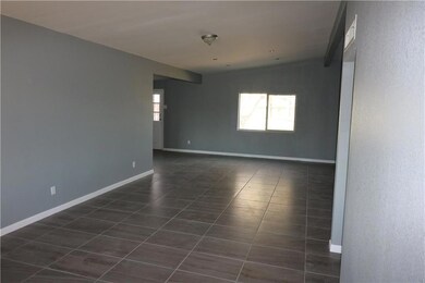 10435 Tomwood Ave, El Paso, TX 79925 - photo 4