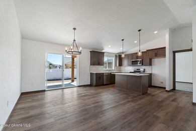 8496-Ferguson-Lane-1050