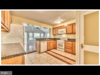 6405 Marietta Ave, Baltimore, MD 21214 - photo 5