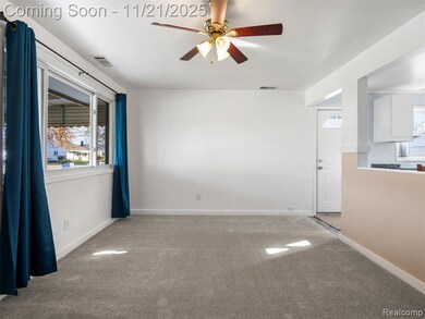 1320 E Goulson Ave, Hazel Park, MI 48030 - photo 5