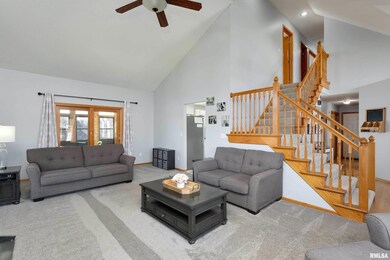 5135 Fillmore Ct, Davenport, IA 52806 - photo 6