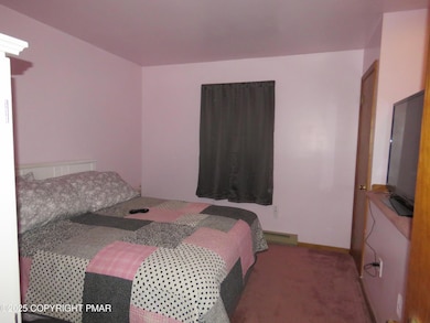 5186 Spring Dr, Swiftwater, PA 18370 - photo 7