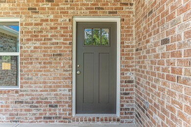 4-web-or-mls-6478 Burleson Blvd Exterior