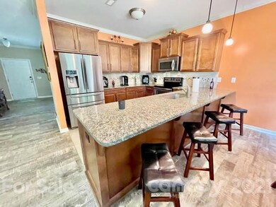 807 Jacobus Ct, Statesville, NC 28625 - photo 5