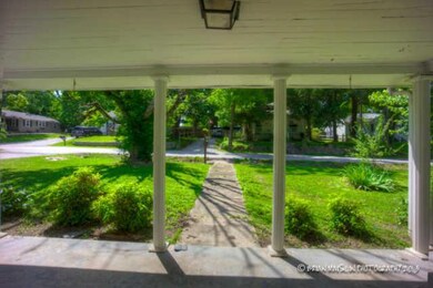 707 Madison St, Manchester, TN 37355 - photo 5