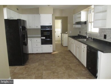 709 Raritan Ave, Atco, NJ 08004 - photo 7