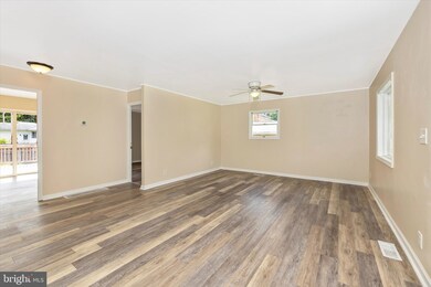 1134 Outer Dr, Hagerstown, MD 21742 - photo 3
