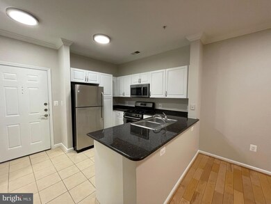 12957 Centre Park Cir unit 212, Herndon, VA 20171 - photo 7