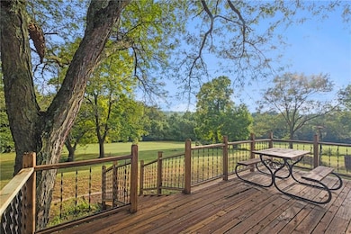 1515 Kenton St, Leavenworth, KS 66048 - photo 7