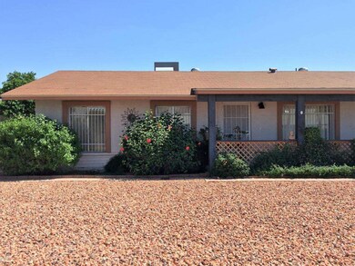 GREAT CURB APPEAL