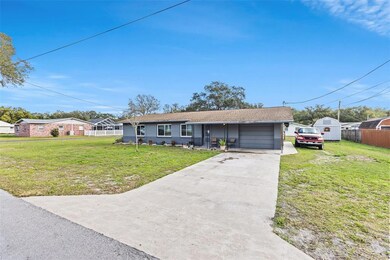5332 Hill Dr, Zephyrhills, FL 33542 - photo 4