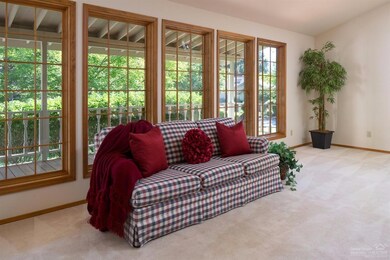 60635 Thunderbird, Bend, OR 97702 - photo 5