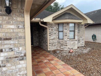 330 Diana Dr, Alamo, TX 78516 - photo 3