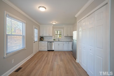 312 W Park St, Cary, NC 27511 - photo 6