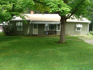 3527 W Queen Ann Ct, Peoria, IL 61615 - photo 2