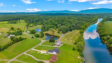 675 Pinhook Rd-35