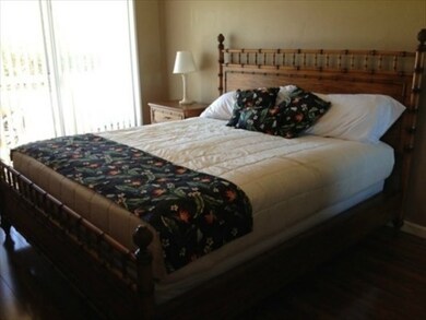 Spacious bedroom.
