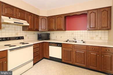 32 Ashlea Village, New Holland, PA 17557 - photo 5