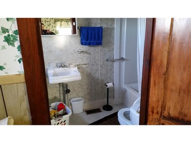 82 Main St, Pittsfield, NH 03263 - photo 6