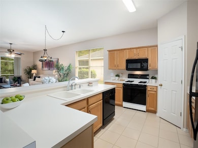 5710 Magnolia Bloom Terrace, Oviedo, FL 32765 - photo 6