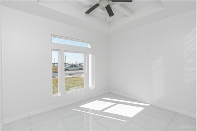 150 Spanish Oak Dr, Alamo, TX 78516 - photo 5