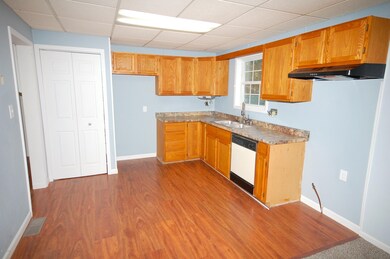 1542_MapleSt_04