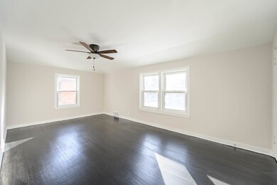 819 Suffolk Ave, Westchester, IL 60154 - photo 6