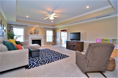 216 Westbriar Blvd, Newburgh, IN 47630 - photo 5