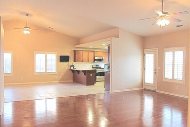 6783 E Fountain Way, Fresno, CA 93727 - photo 5